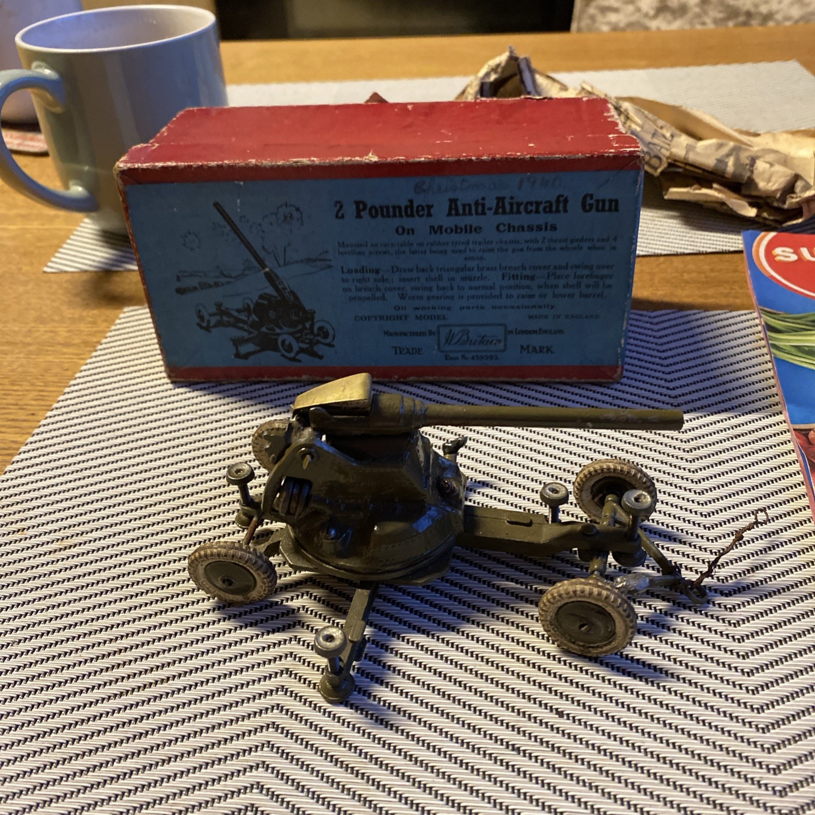 Britains: Boxed Set 1717 - Anti-Aircraft 2 Pounder.  Pre War c1930s. near mint