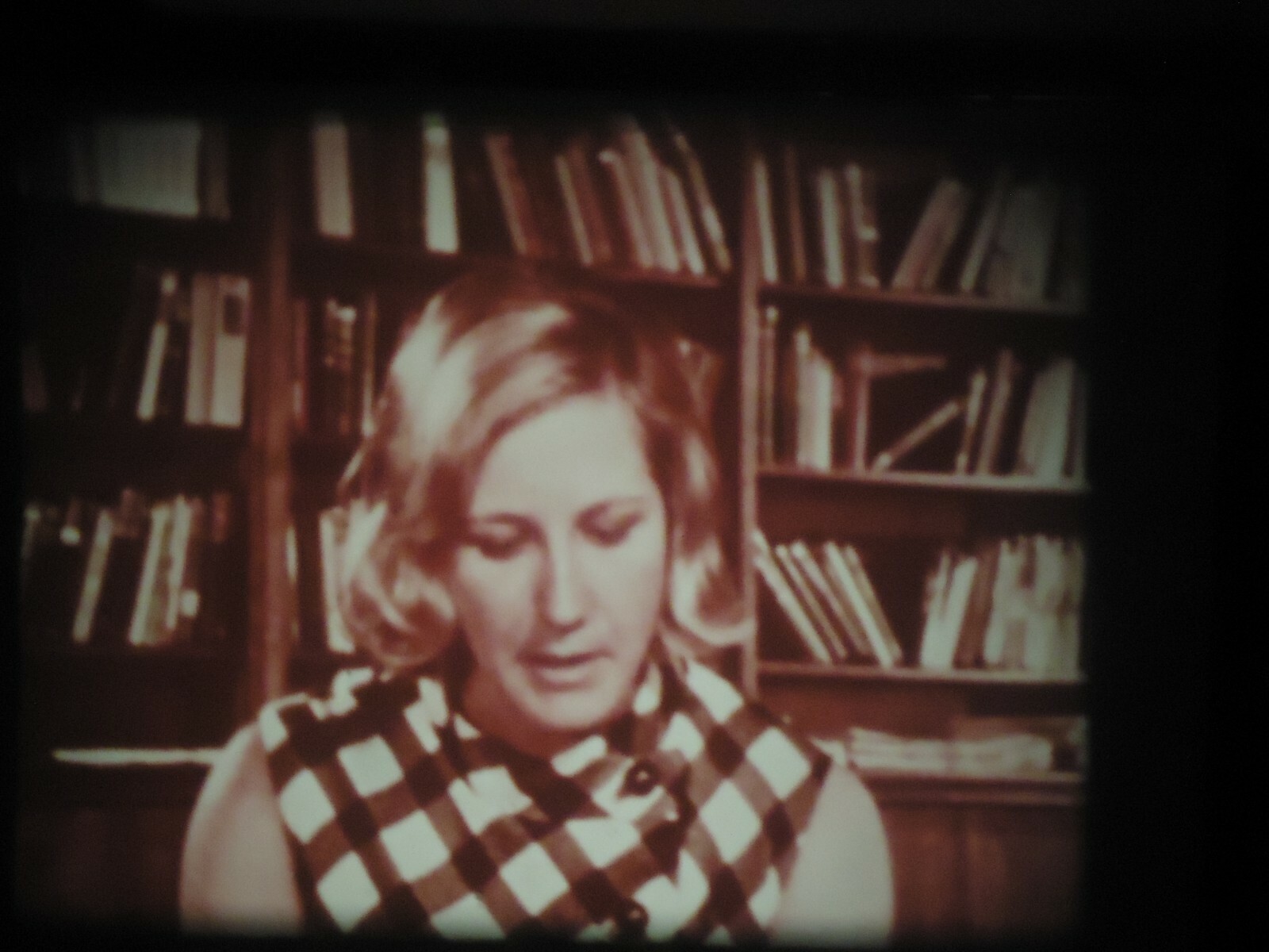 16mm International Zone Allister Cooke 1200' Faded 