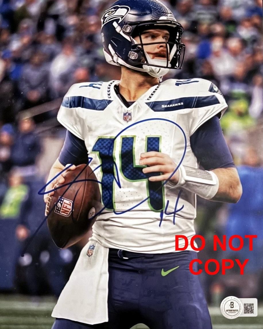 Sam Darnold SEATTLE SEAHAWKS Signed Autographed REPRINT 8x10 Photo RP 3