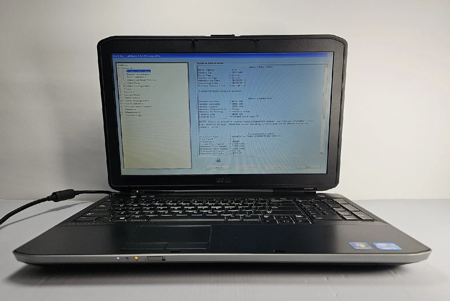 DELL LAPTOP Latitude E5530 Core i5-  15.6"   4GB 320GB HDD  BOOTS NO OS