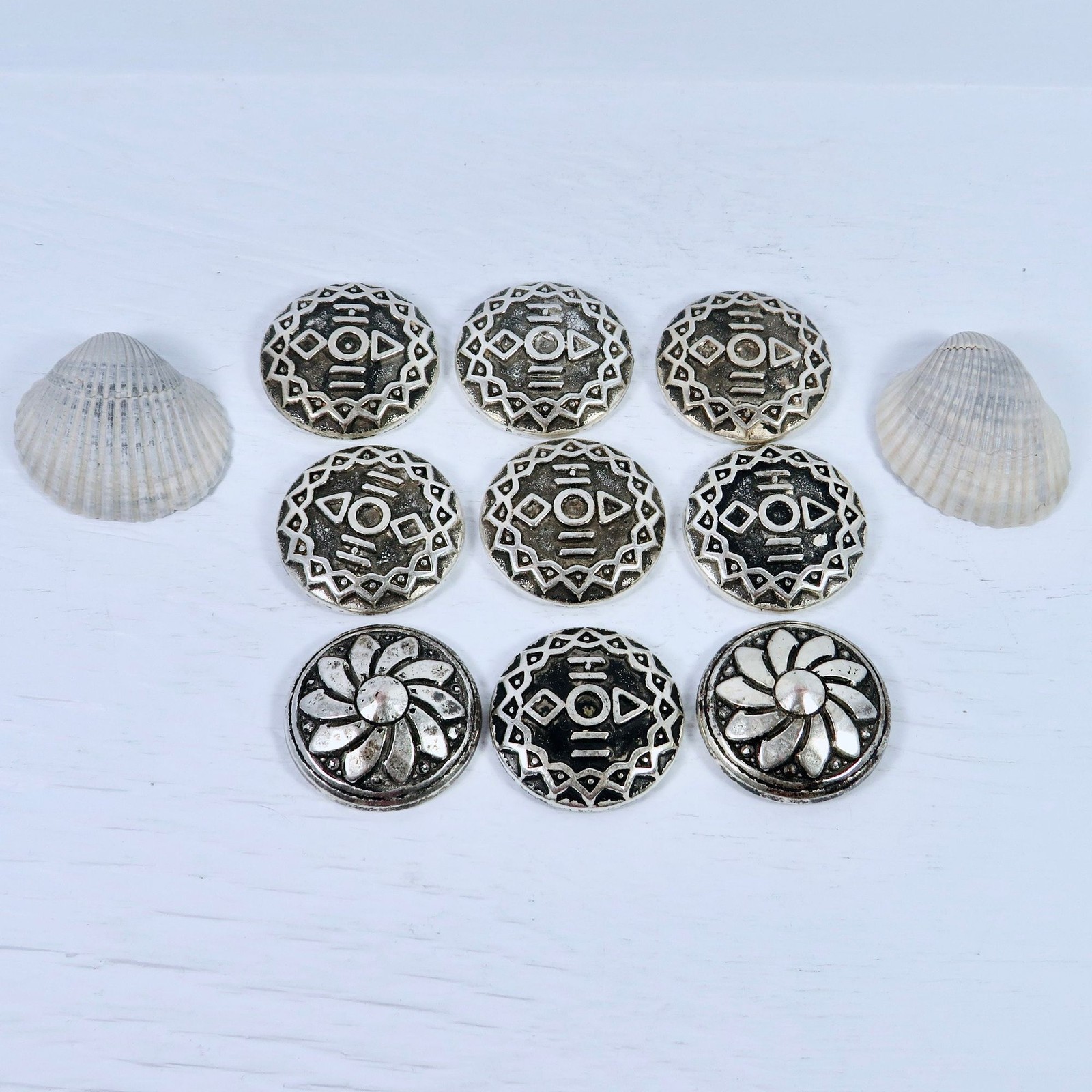 Vintage Metal Cabochons Dangle Extenders, Jewelry Making Supplies Silver Toned