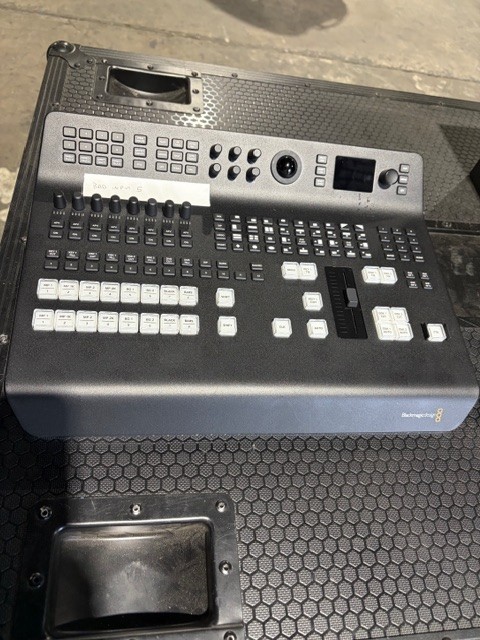Blackmagic Design TV Studio PRO4K ATEM Television Studio Pro Production Switcher