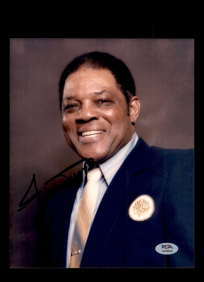 Willie Mays PSA DNA Signed 8x10 Photo Autographed Giants