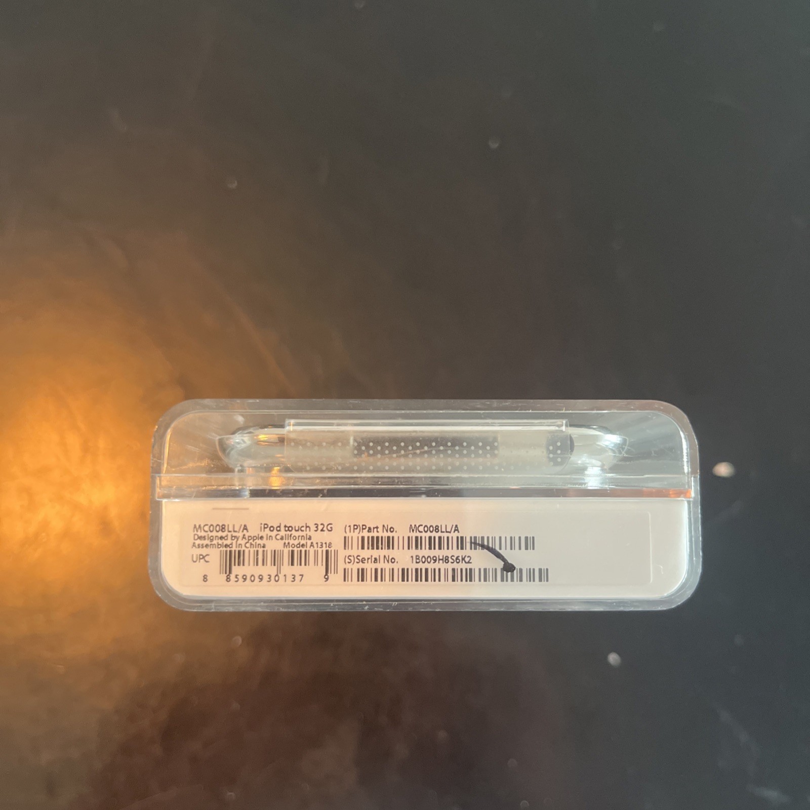 Brand New RARE Apple iPod Touch 32GB 2nd Generation (MC086LL/A) A1288