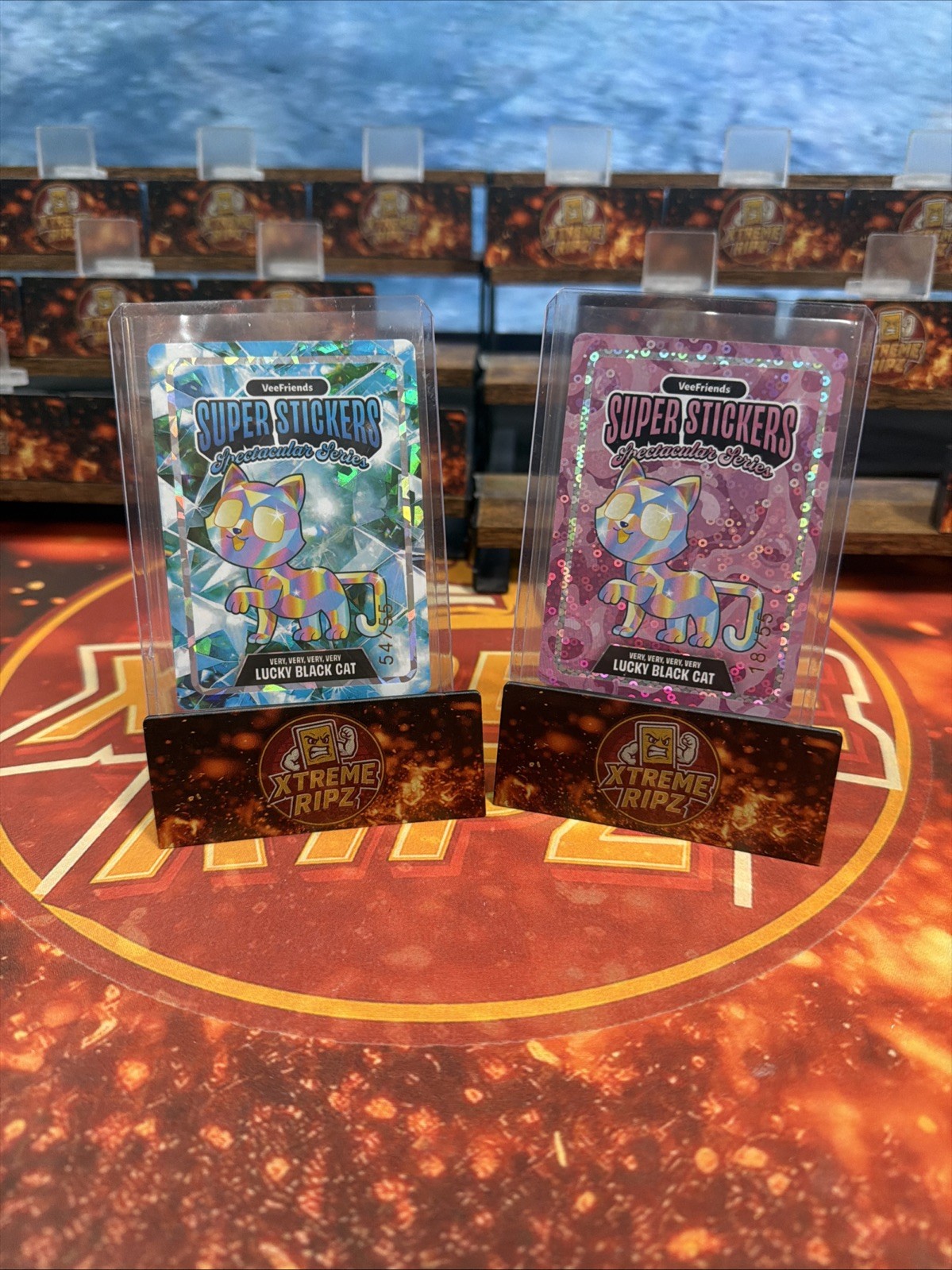 VeeFriends - 2x Very Very Lucky Black Cat Holo On Diamond & Bubble Gum /55 Rare