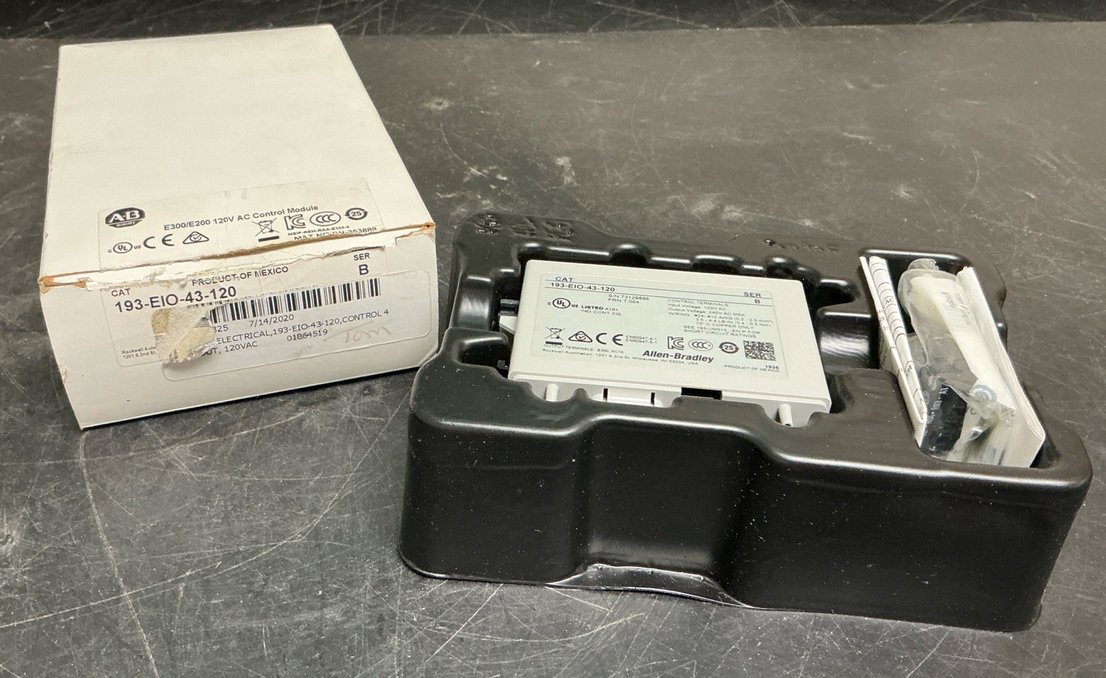 Allen Bradley 193-EIO-43-120 Expansion Module