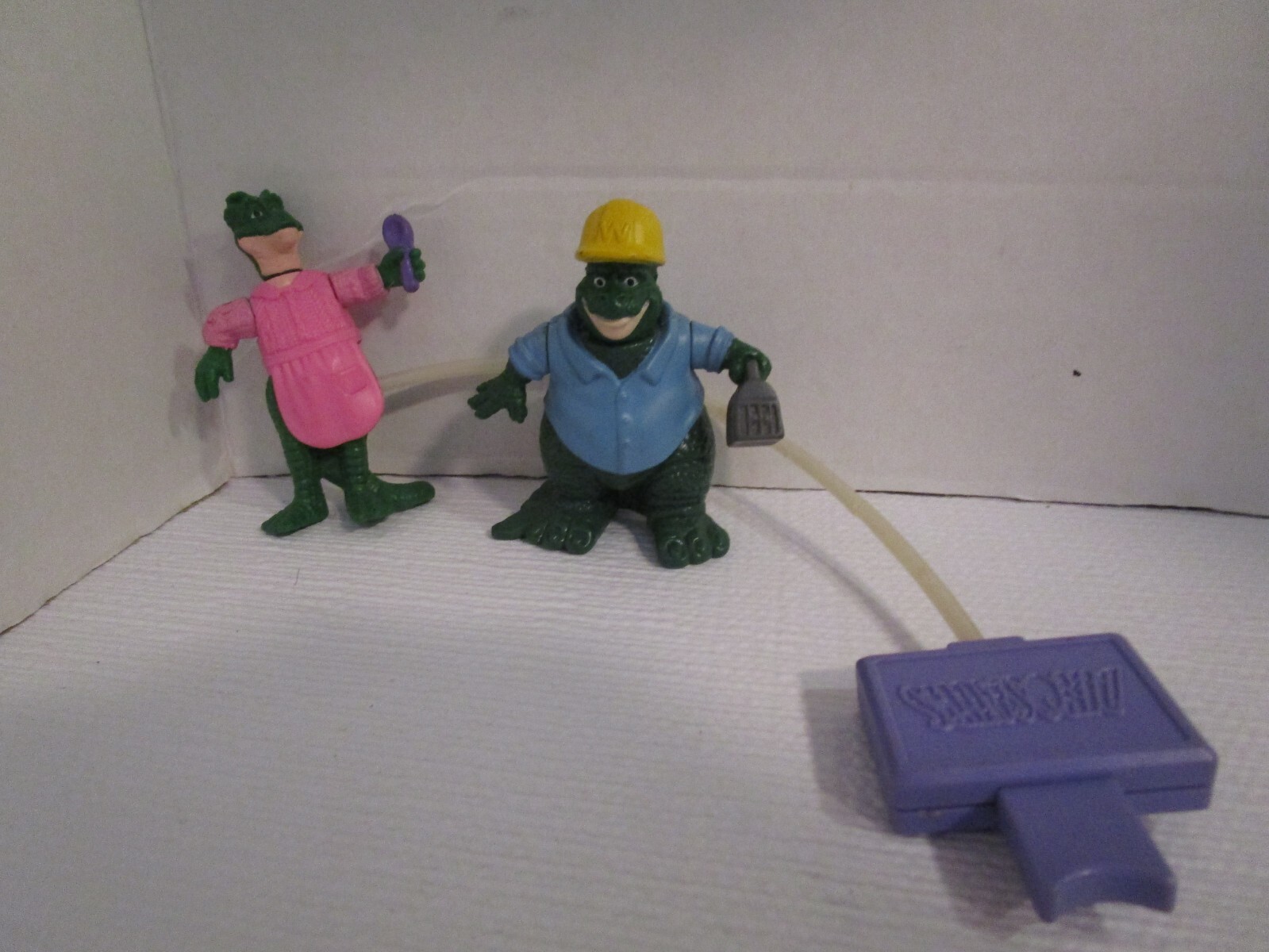 McDonalds Dinosaurs TV Show Earl & Fran Sinclair Lot of 2 Happy Meal Toys 1992