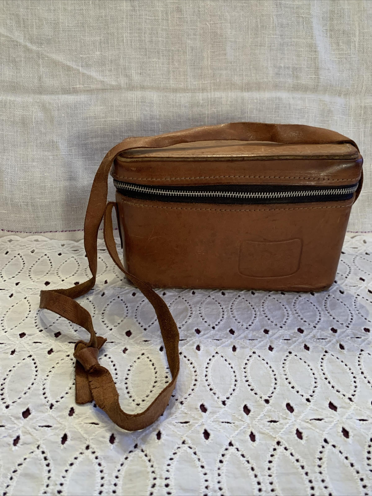 Vintage BELDING CAMERA CASE CALIFORNIA SADDLE LEATHER Brown