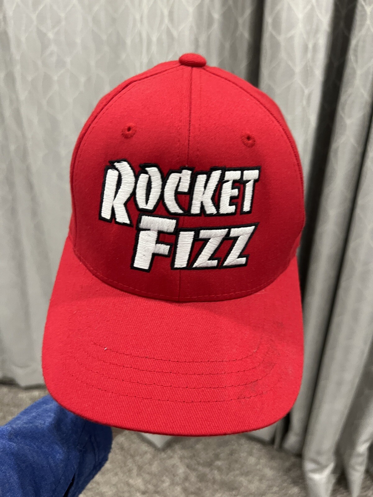 Rocket Fizz Soda Pop & Candy Shop Red Youth Hat Cap Flex Fit Band VGC