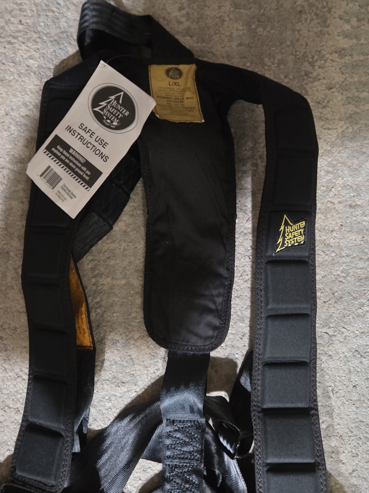 Hunter Safety System Harness Black 175-250 lbs L/XL 42"-56" w Climbing Strap