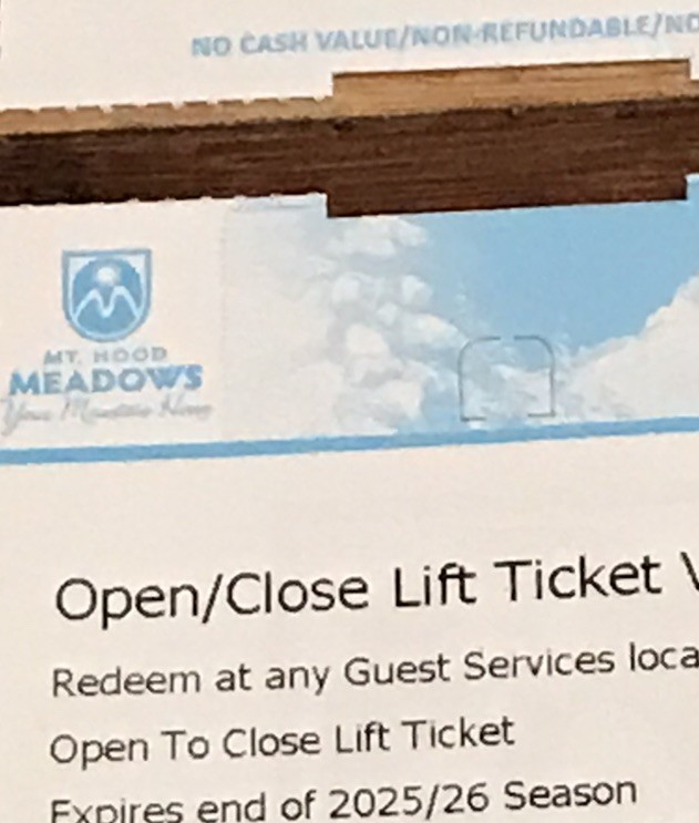 Mt Hood Meadows Ski Lift Ticket Lot Of 4 - Expires At End Of 2025/2026 Season