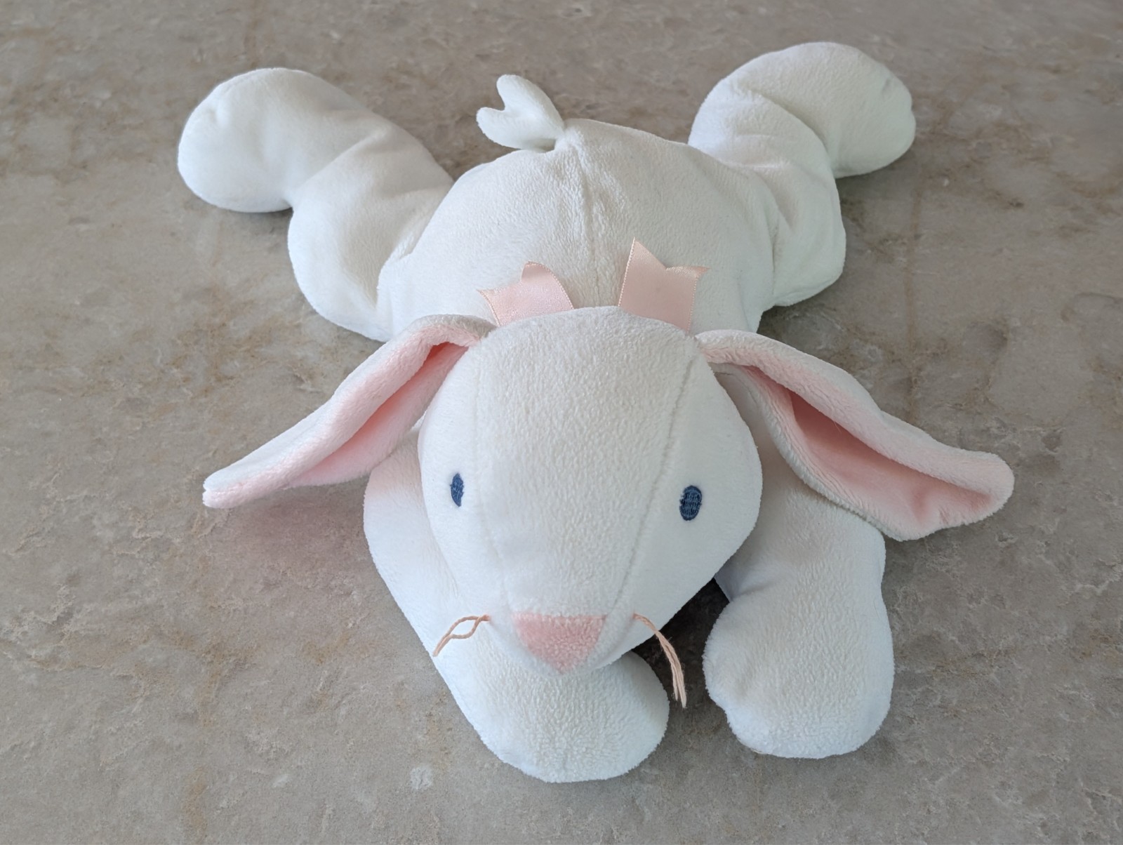 TY Pillow Pals-1997-Clover White Bunny Rabbit-14" Long