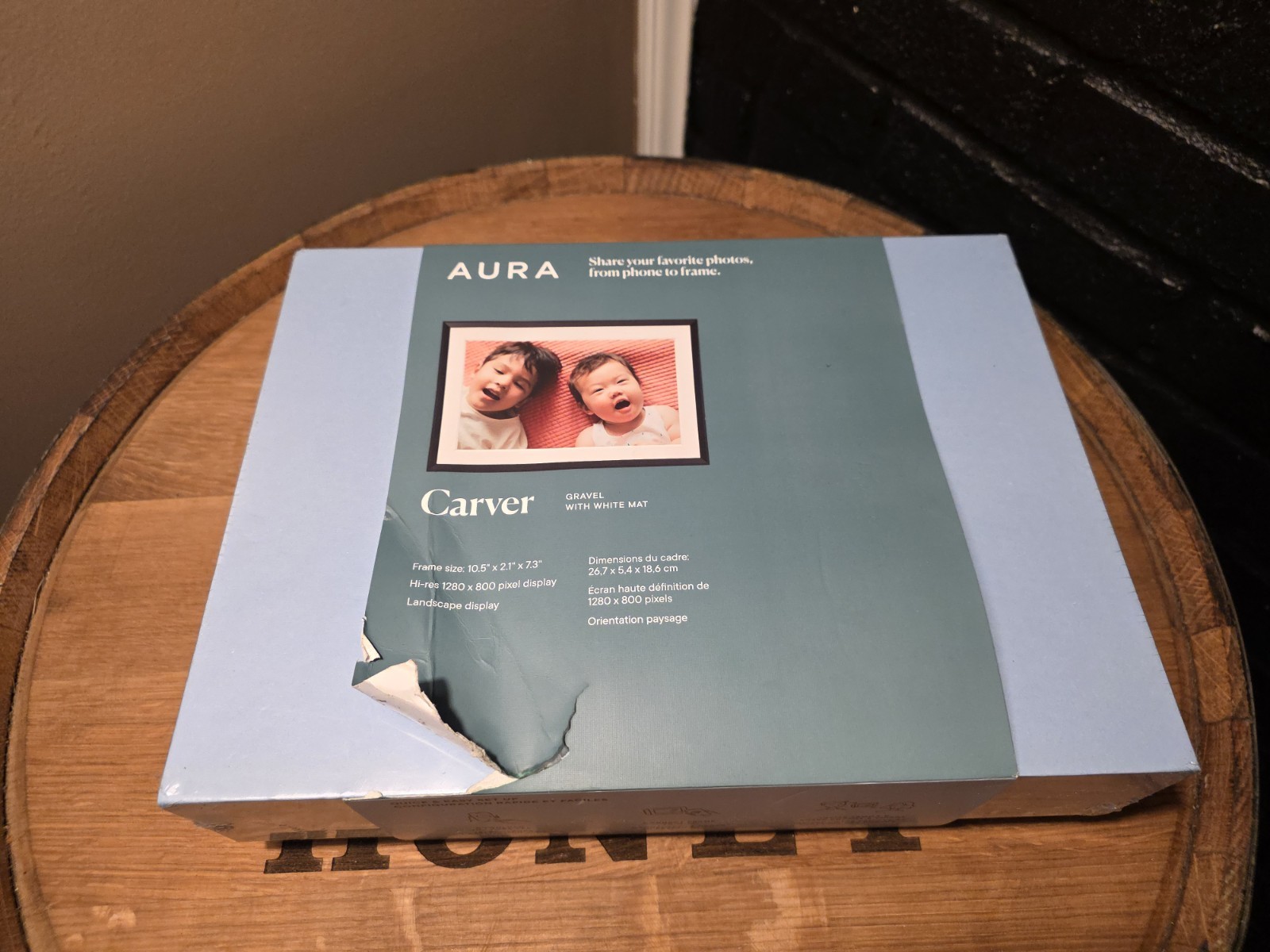 Aura Carver Digital Picture Frame Gravel w/ White Mat 10.5" Frame New & Sealed