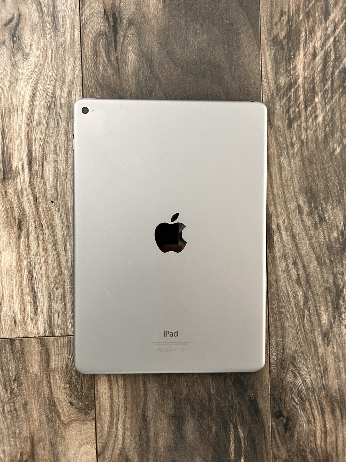 Apple iPad Air 2 A1566 16GB WiFi – Untested, For Parts Only