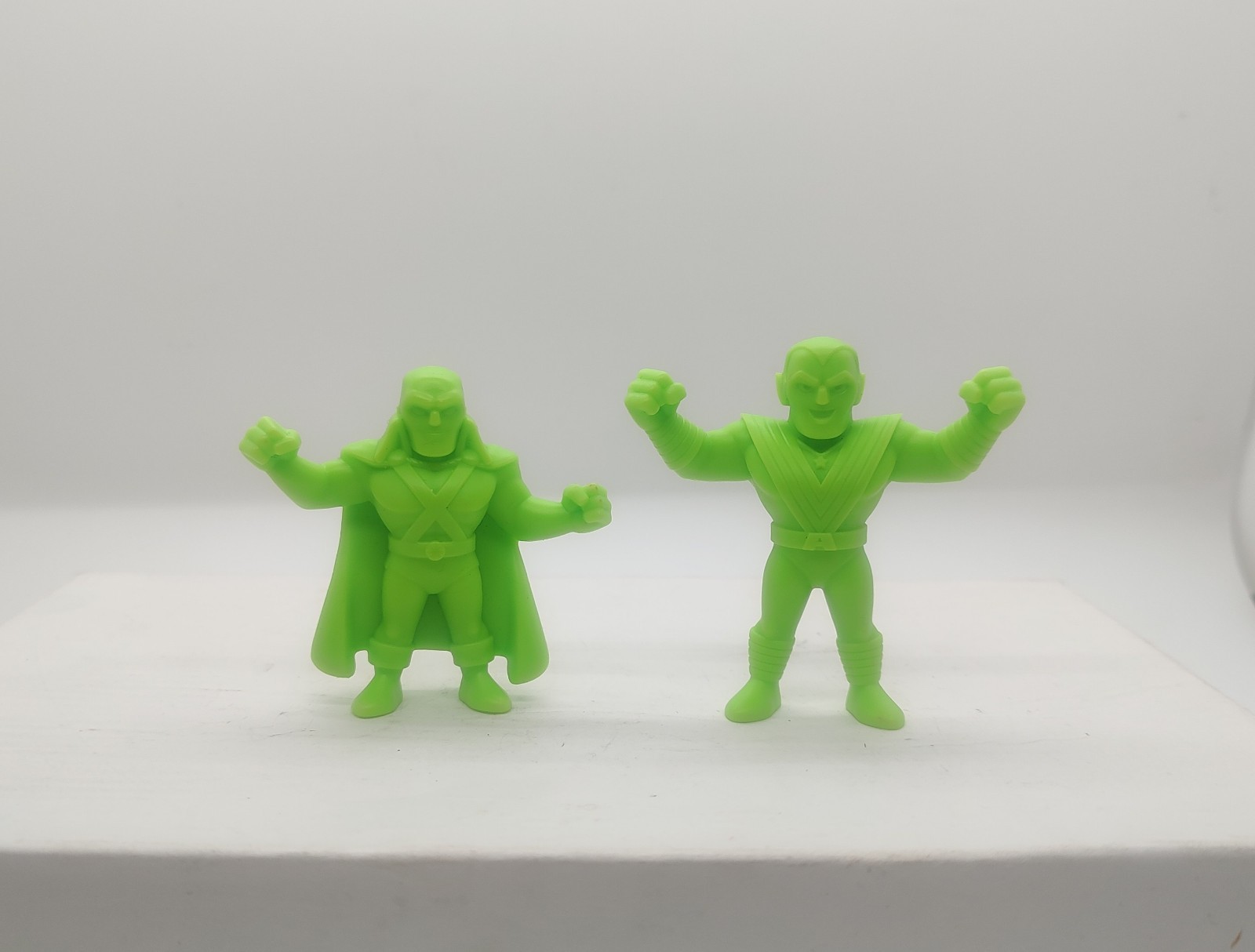 2 pc Wendy's DC Comics Super Hero Figures Kids Meal Toy Set