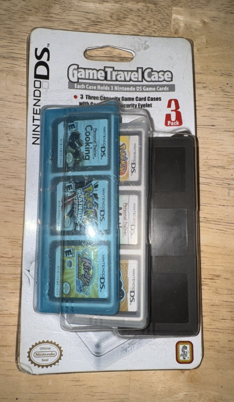 NEW Official Nintendo DS Travel Case Set Of 3 9 Total Game Card Slot 2009 NDS112