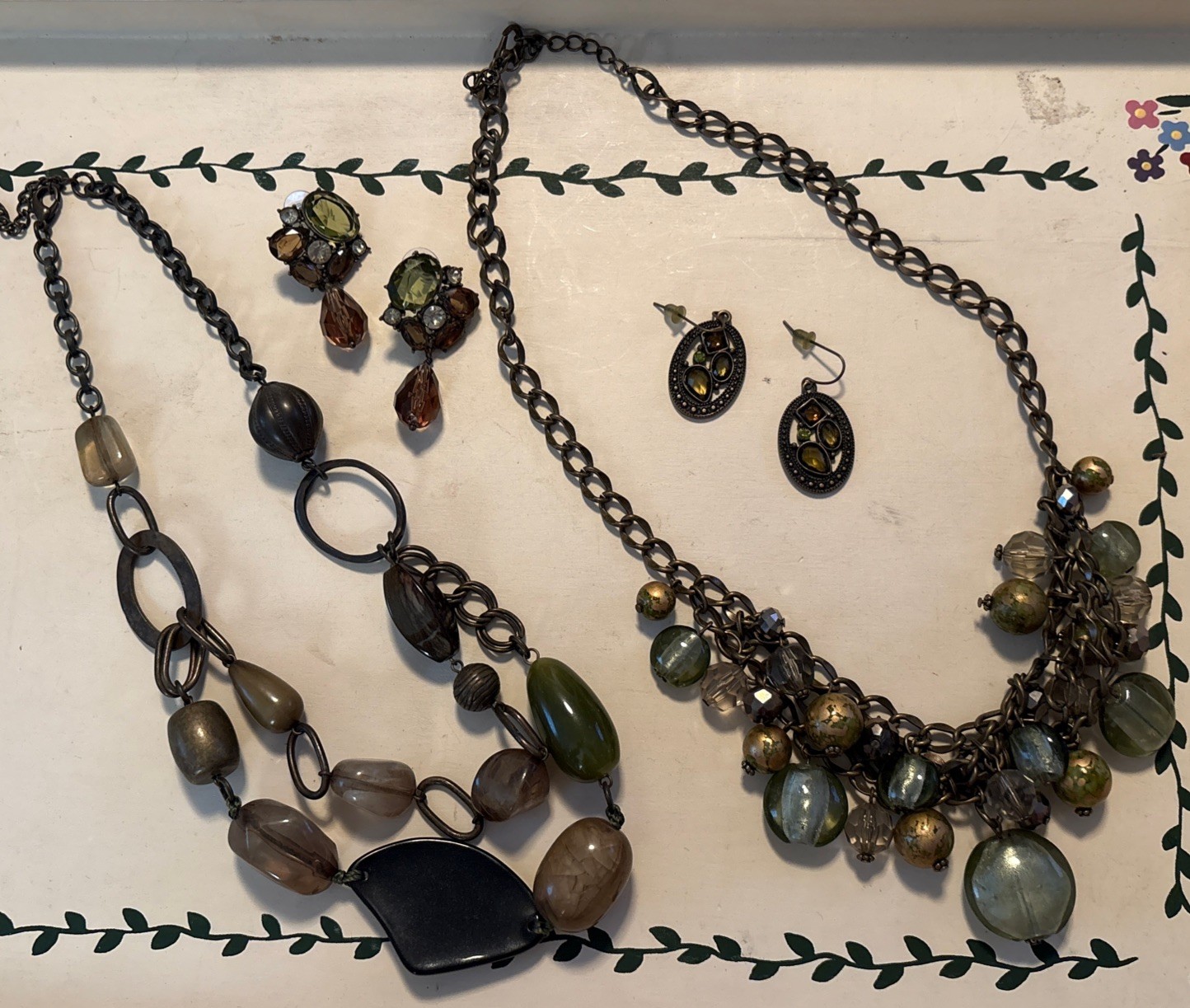 Jewelry Set 2 Necklaces And 2 Earrings Hunter Stones Green Antique Brass #76