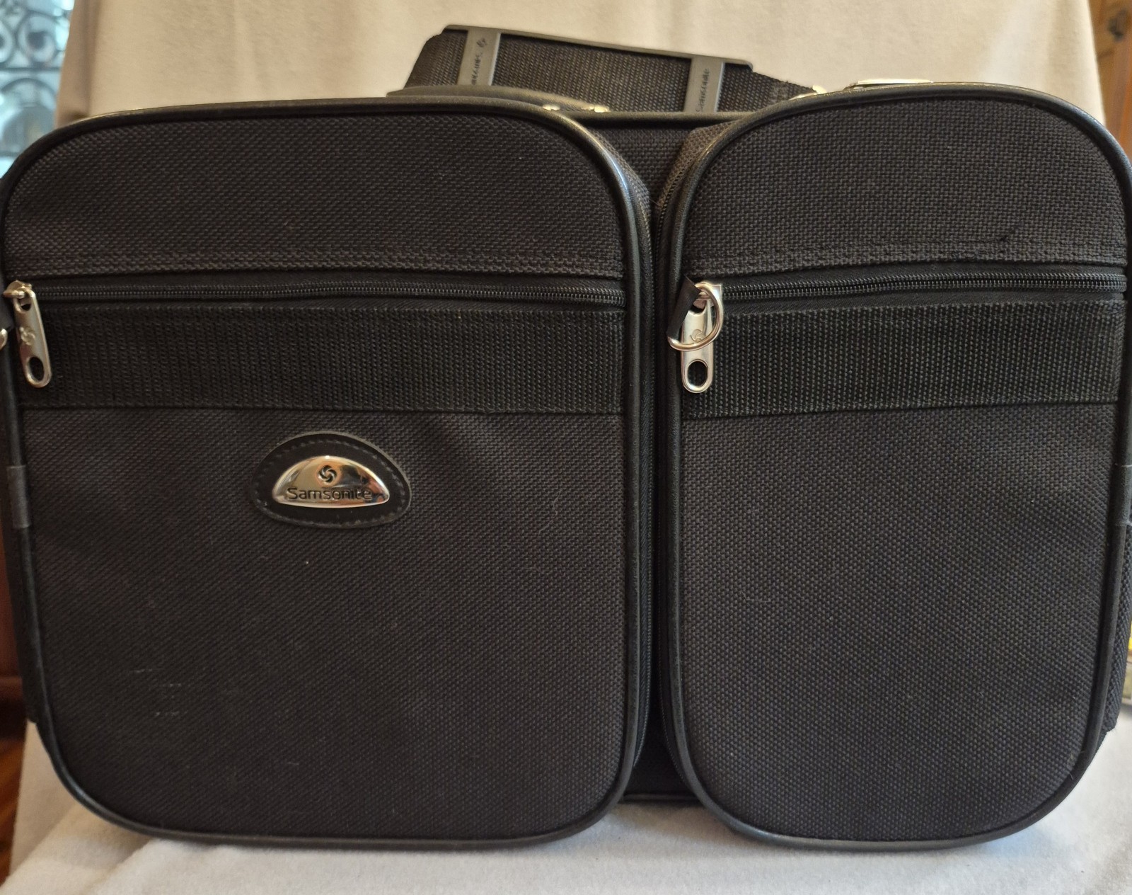 Samsonite Carry On Luggage Profile Canvas Vintage Shoulder Bag  19”Black