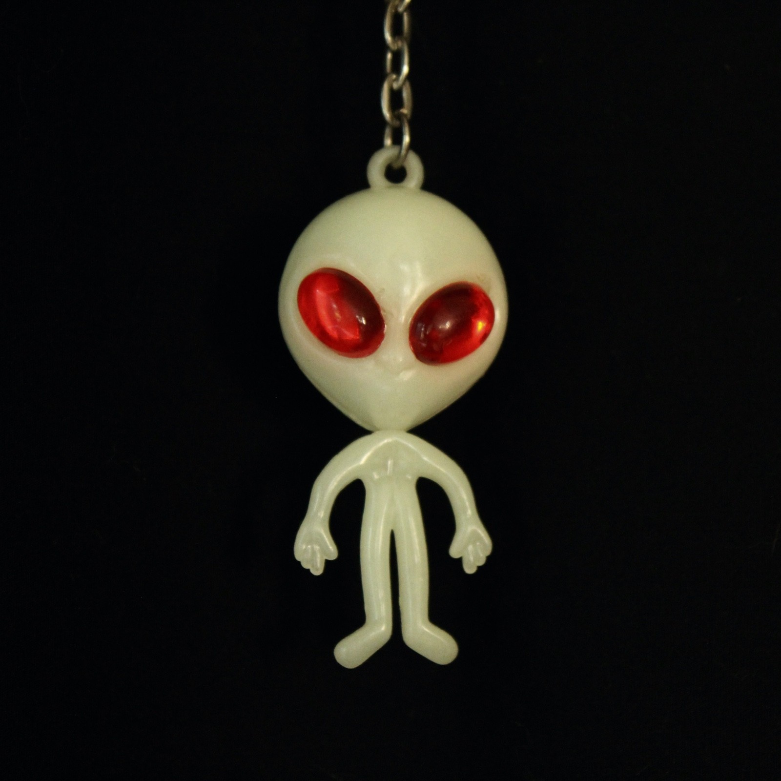 Vintage Glow-in-the-Dark Alien UFO Figure Keychain Red Eyes Moving Head