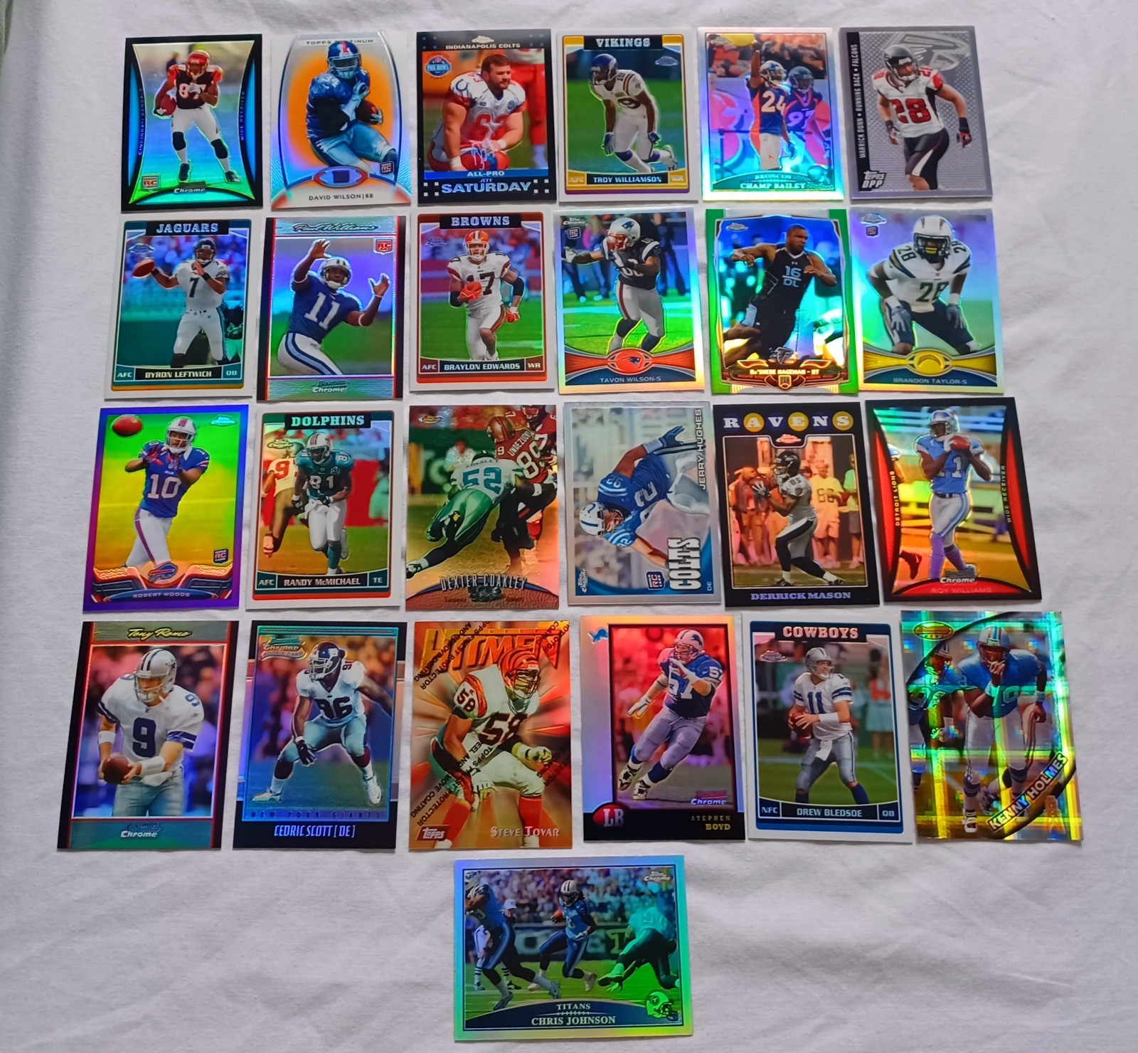 FOOTBALL REFRACTORS 25 CARD LOT! BOWMAN CHROME TOPPS FINEST ROOKIE CARDS STARS +