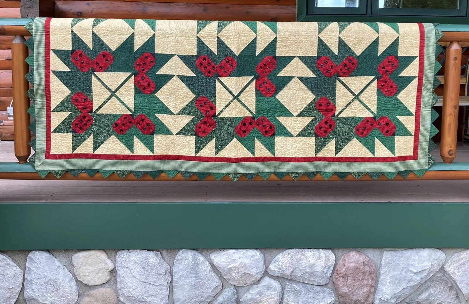 NEW LADYBUGS LADY BUGS ANTS PICNIC QUILT Machine Pieced & Quilted Buttons 56x80