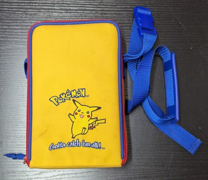Pokemon Pikachu Game Boy / Color Travel Carrying Case Yellow W/Tray Zipper Works