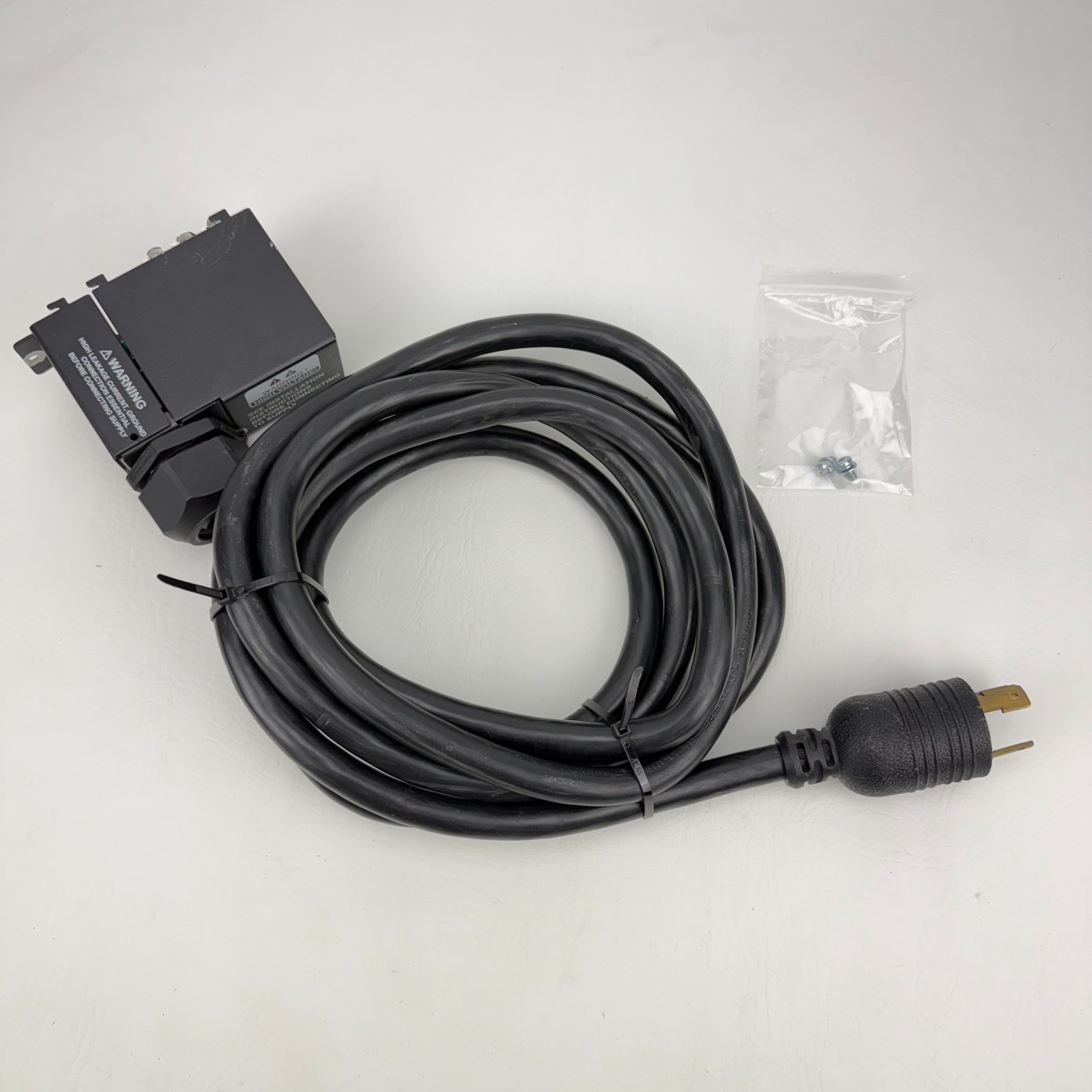 APC SRT5KRMXLT L6-30P UPS Battery Power Cable Module Single Phase 208V 230V