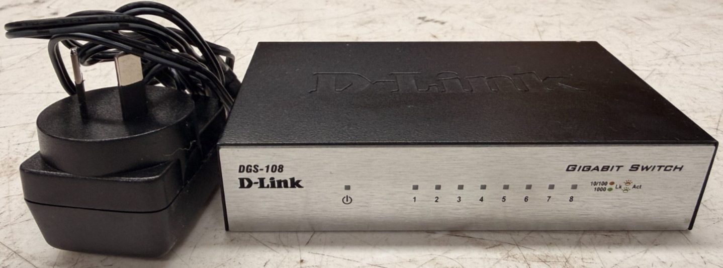 D-Link DGS-108 8-Port Unmanaged Gigabit Ethernet Switch