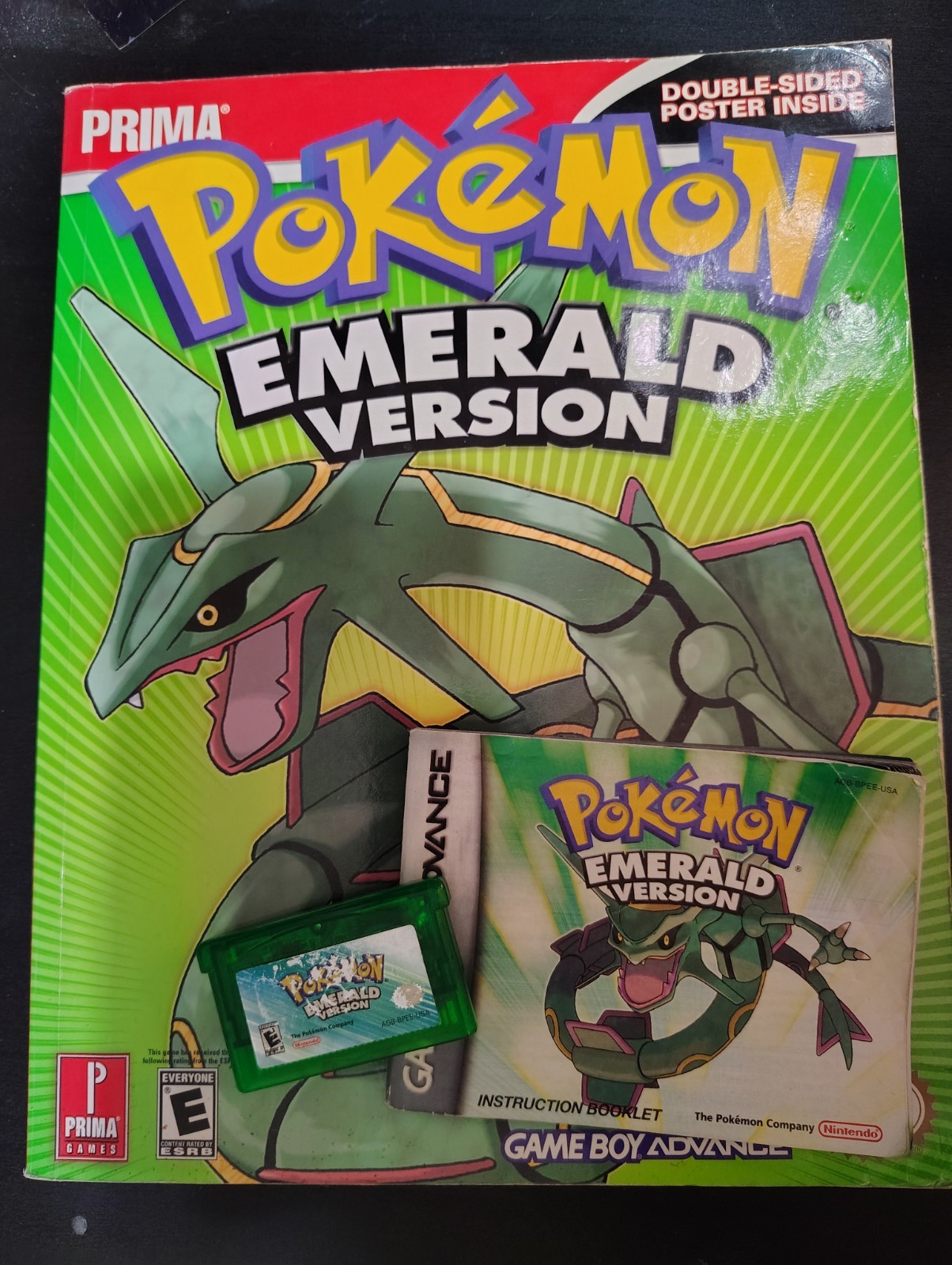 Pokemon Emerald Game Boy Advance Bundle w/ Prima Game Guide & Manual