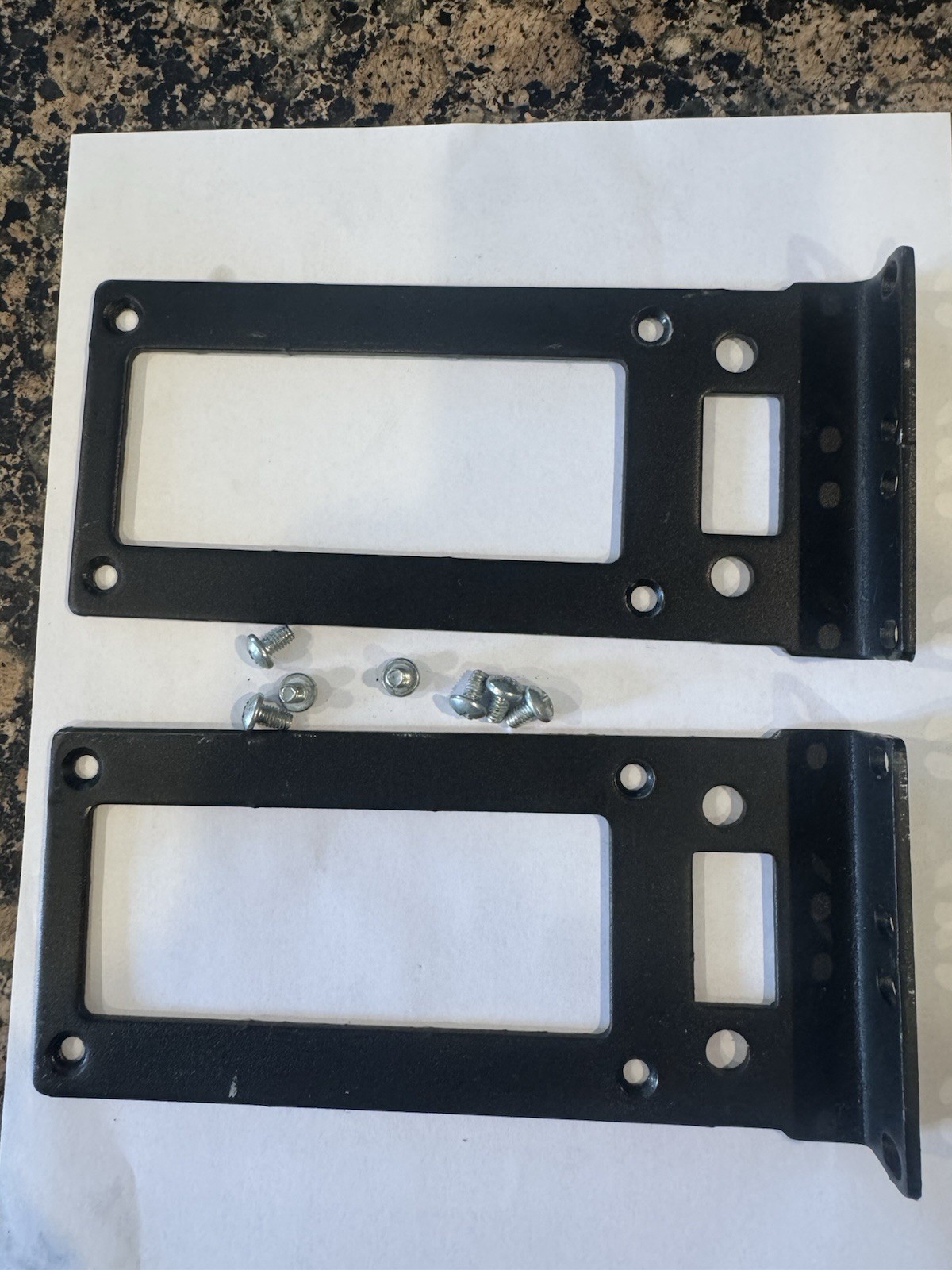 APC UPS 2u rackmount Ears Long  Version