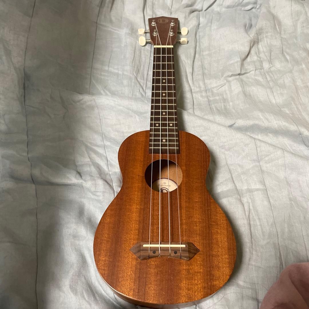 concert ukulele 4 string wooden