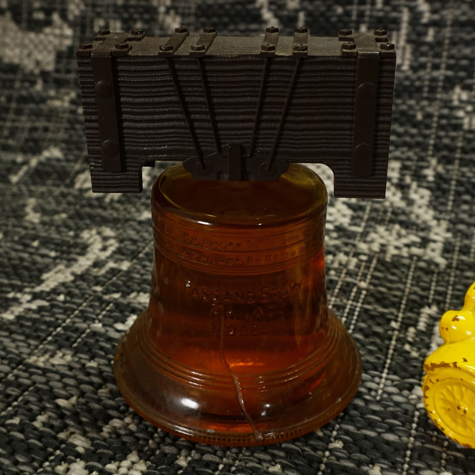 2 FULL Vintage Avon Glass Bottles Oland Cologne Liberty Bell + Wild Country Car