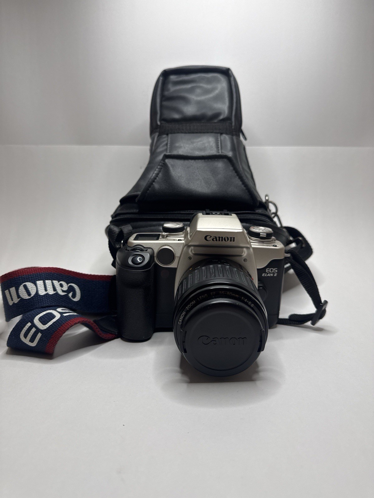 Canon EOS Elan II 35mm Film Camera w/ EF 35-80mm Lens Case Strap Tested 