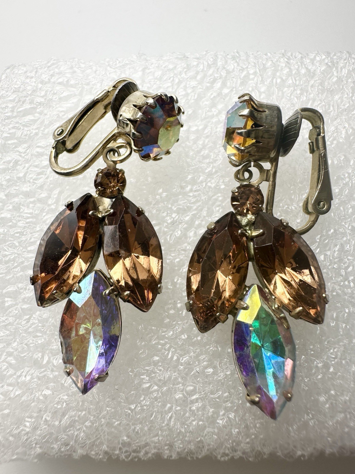 Vintage Champagne Color Rhinestone Clip On Earrings 