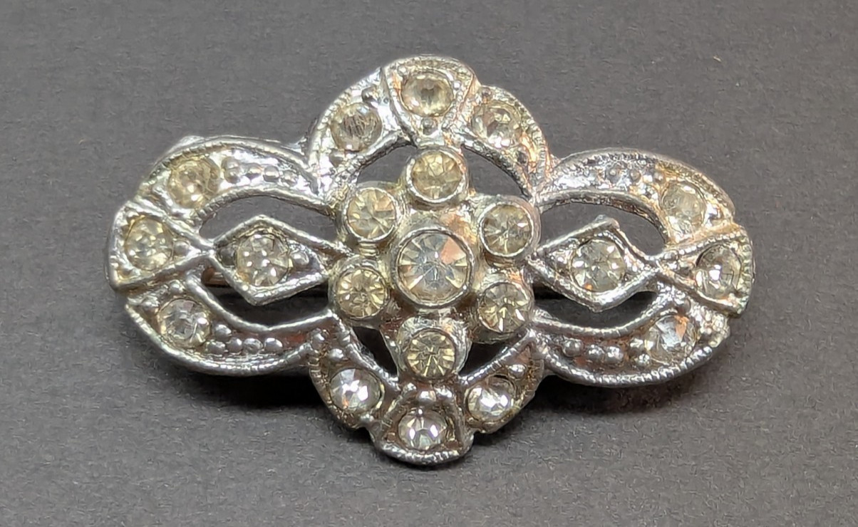 Vintage Art Deco Clear Rhinestone Glass Open Work Brooch Pot Metal Silver Tone