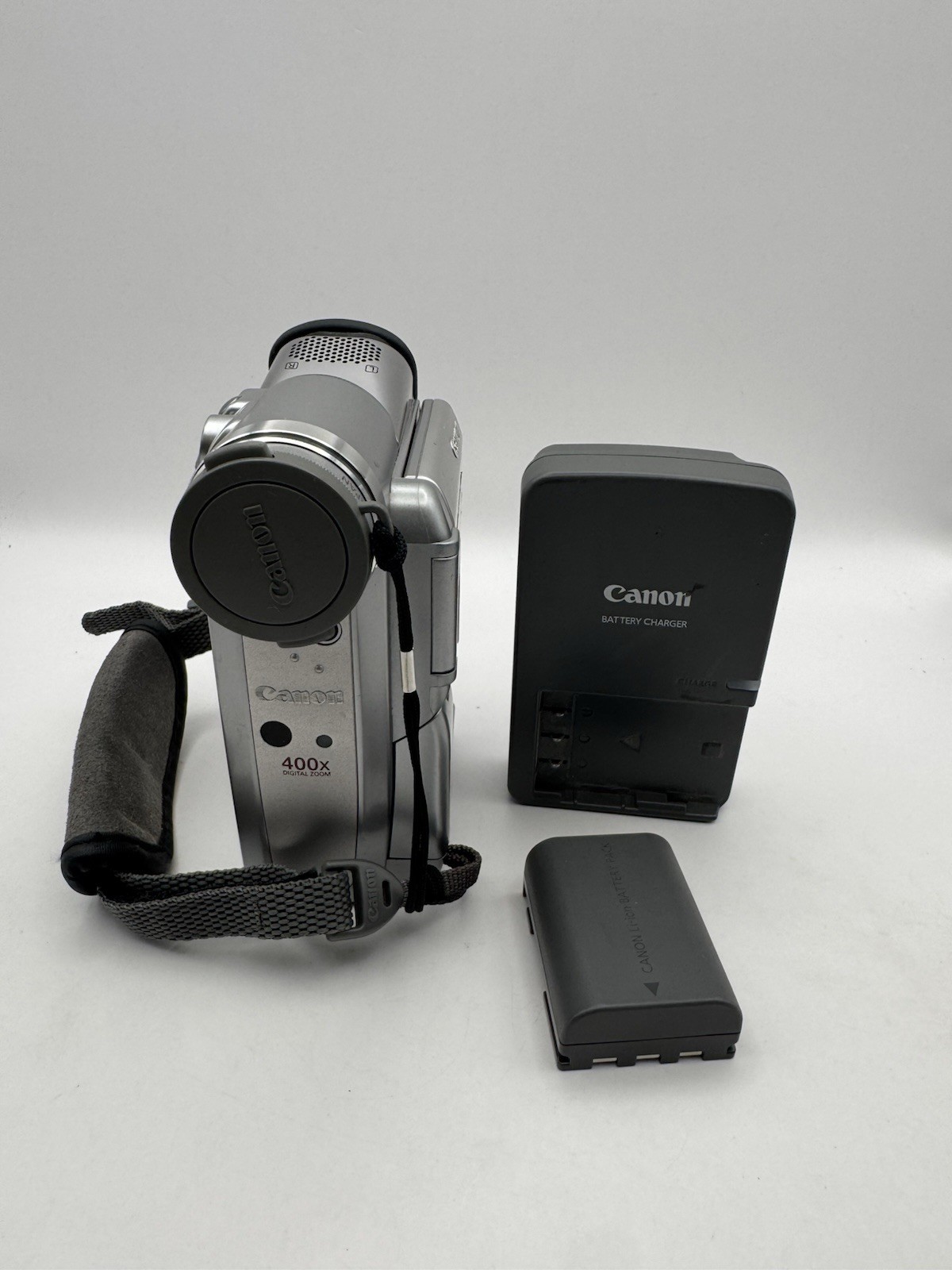 Canon Elura 50 Mini DV Camcorder TESTED And Works