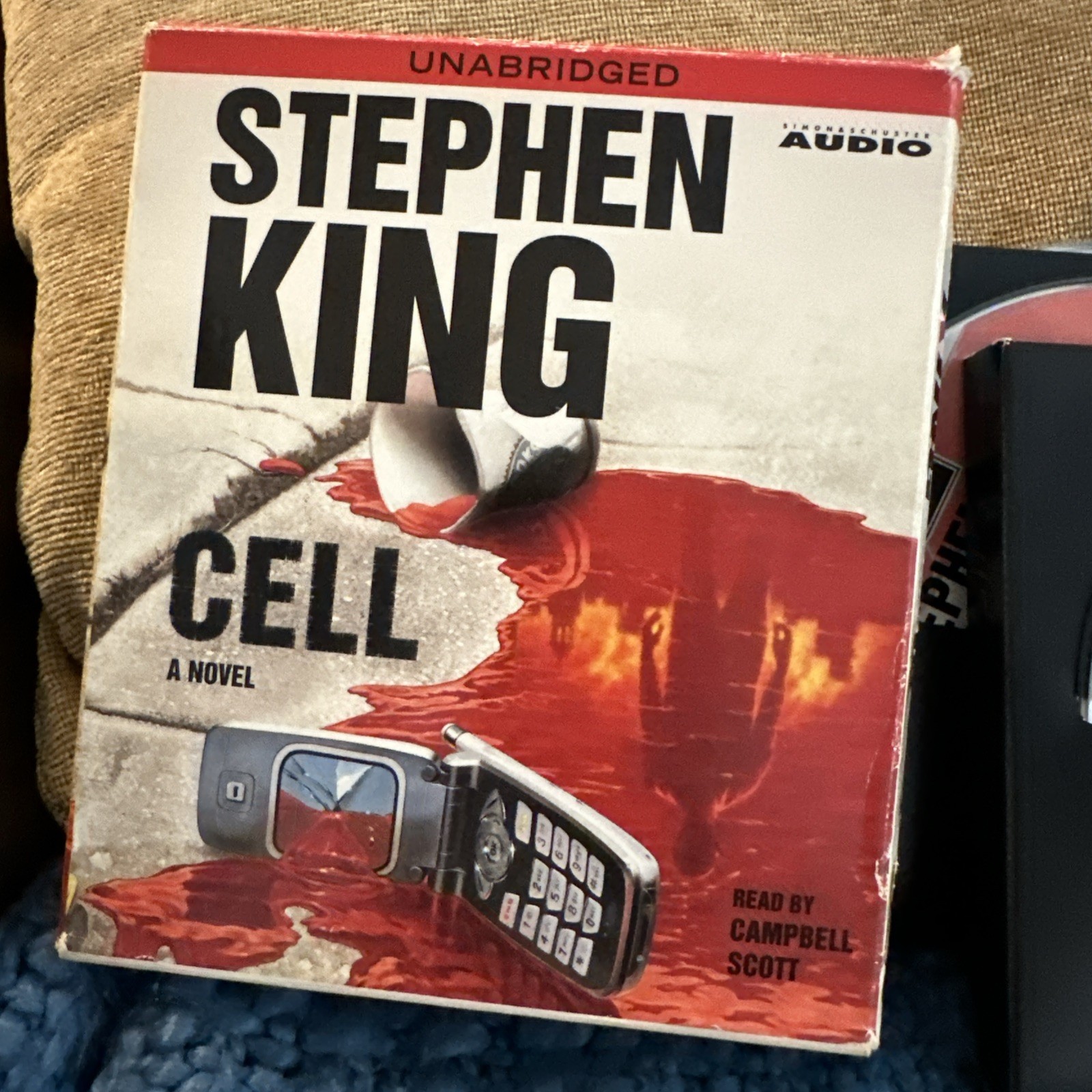 Stephen King's Cell Unabridged Audio Book (12 Discs) Campbell Scott
