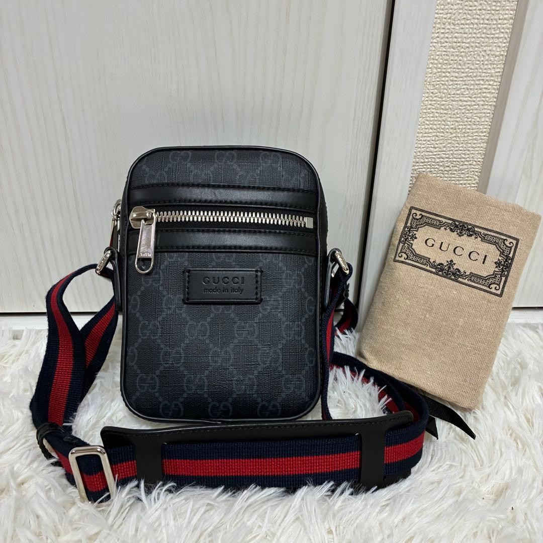 GUCCI 682357 K5RLN GG Shoulder Bag Canvas Black Sherry Stripe Logo From Japan
