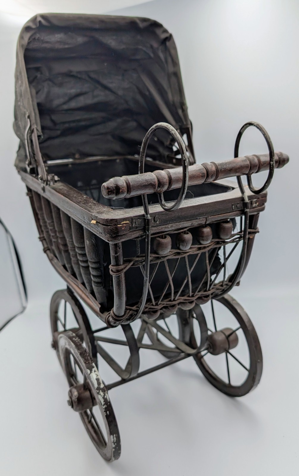 VTG Victorian Style Carriage Baby Doll Stroller Pram Buggy Wood & Steel 18"x15"