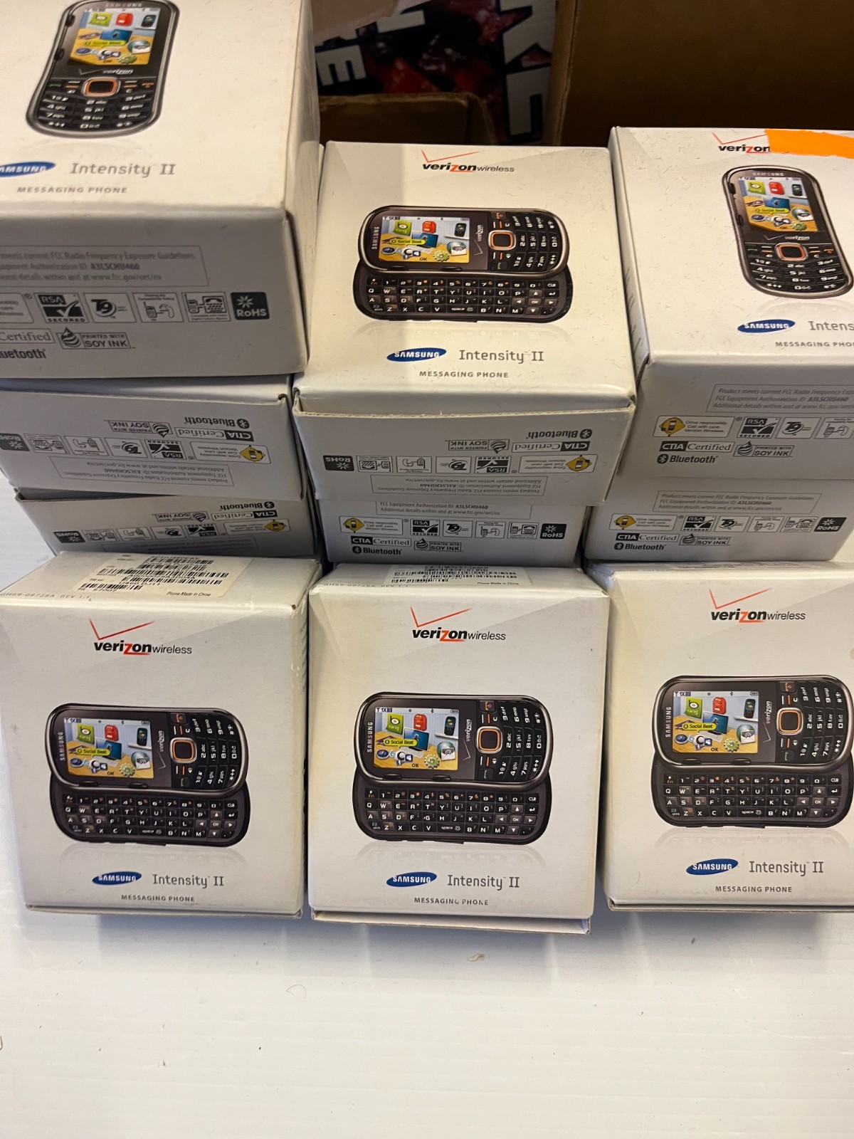 LOT OF 12 Verizon Samsung Intensity II Messaging Phone 2010 + MORE