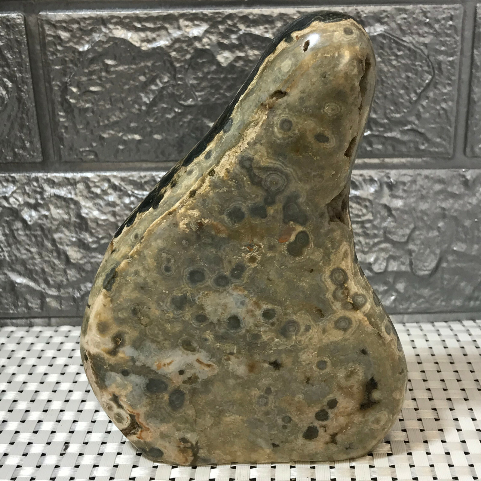 875g Natural polishing OCEAN jasper specimen healing Madagascar H08B05