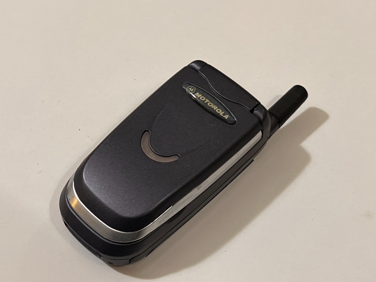 Motorola V8088 – Purple Color - Vintage Cell phones