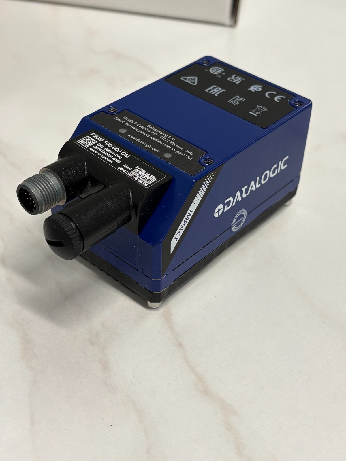 Diamond Technologies P20M 100CM Smart Camera C-Mount Lens with Cover and Cables