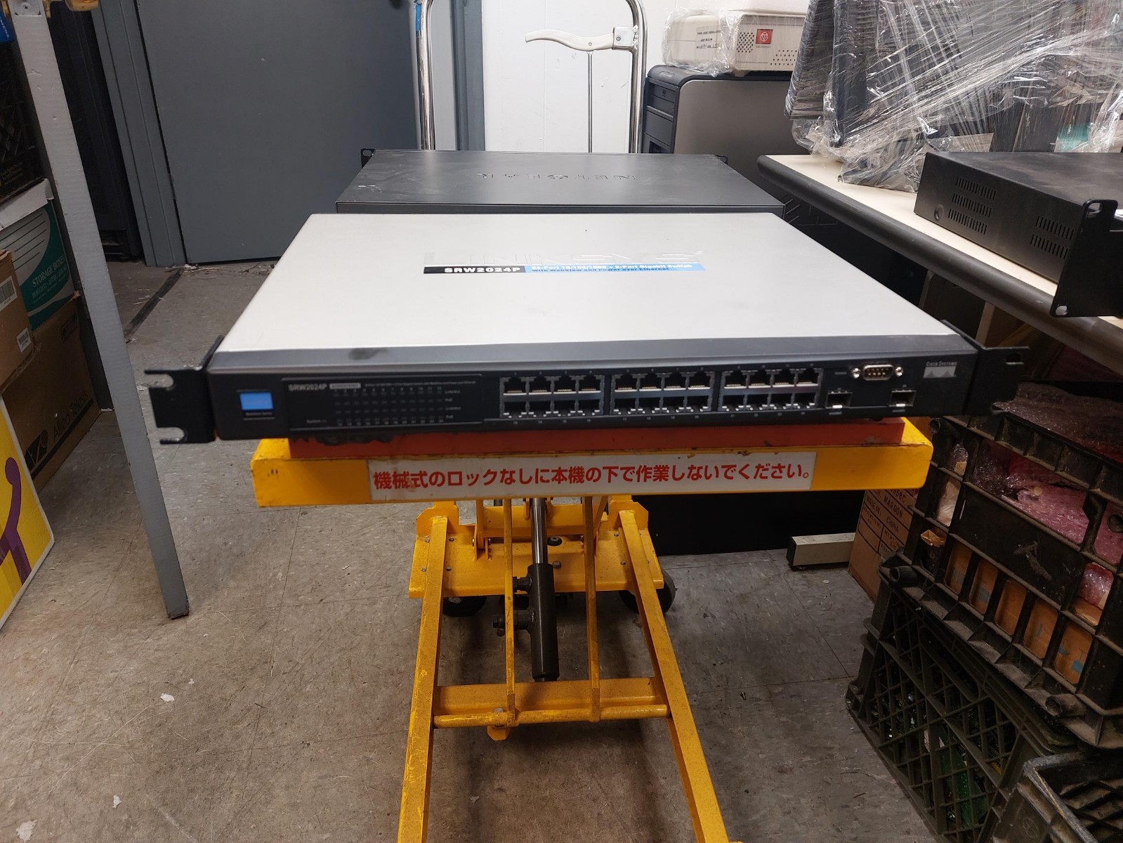 Linksys 24 Port Gigabit Switch Webview & POE / SRW2024P - TESTED