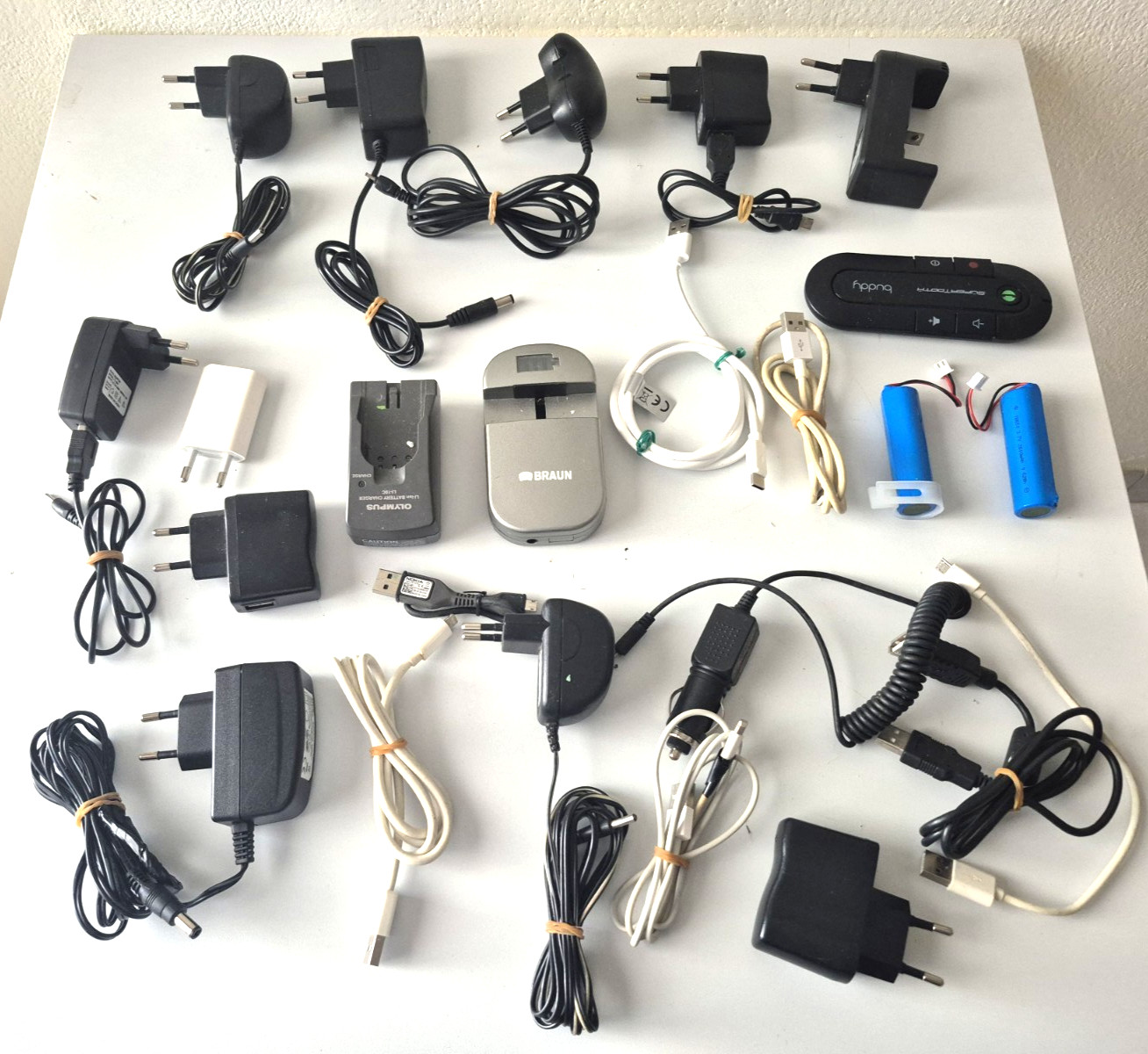 📦 Electronics Stock 30pcs • Power Supplies + Chargers + TV Card + Compressor