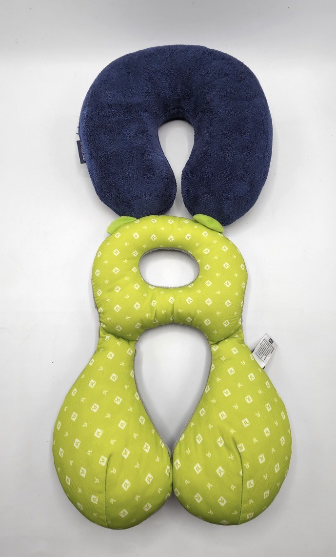 Brookstone, Benbat Set of 2 Adult / Child Travel Pillows Pre-owned 