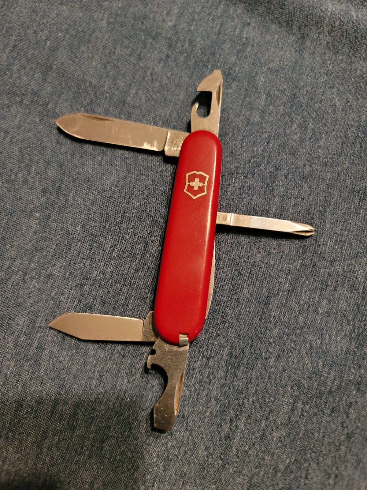 Victorinox Tinker Small  Swiss Army Knife Square Head Phillips Clip Point Blade