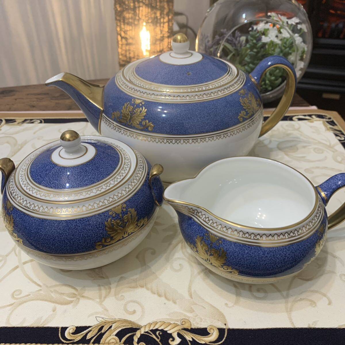 Unused Wedgwood Columbia Powder Snubbull Teapot Creamer