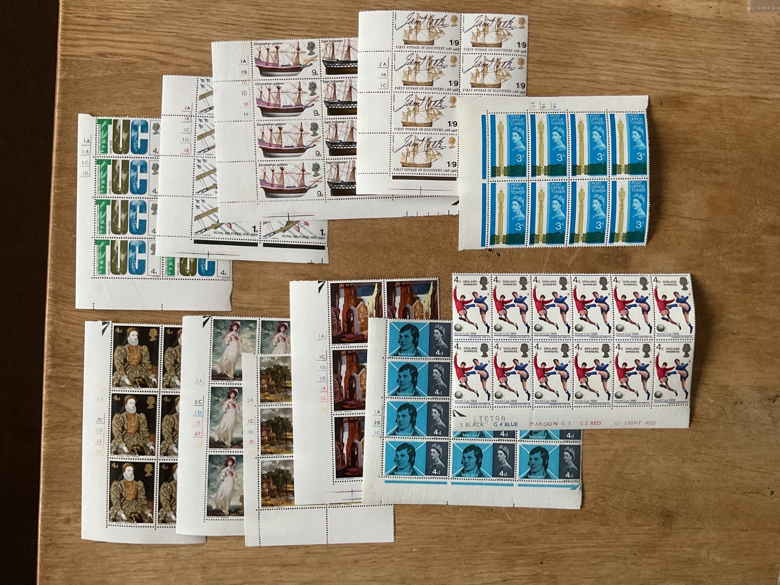 GB 11  mint never hinged stamps blocks B3412