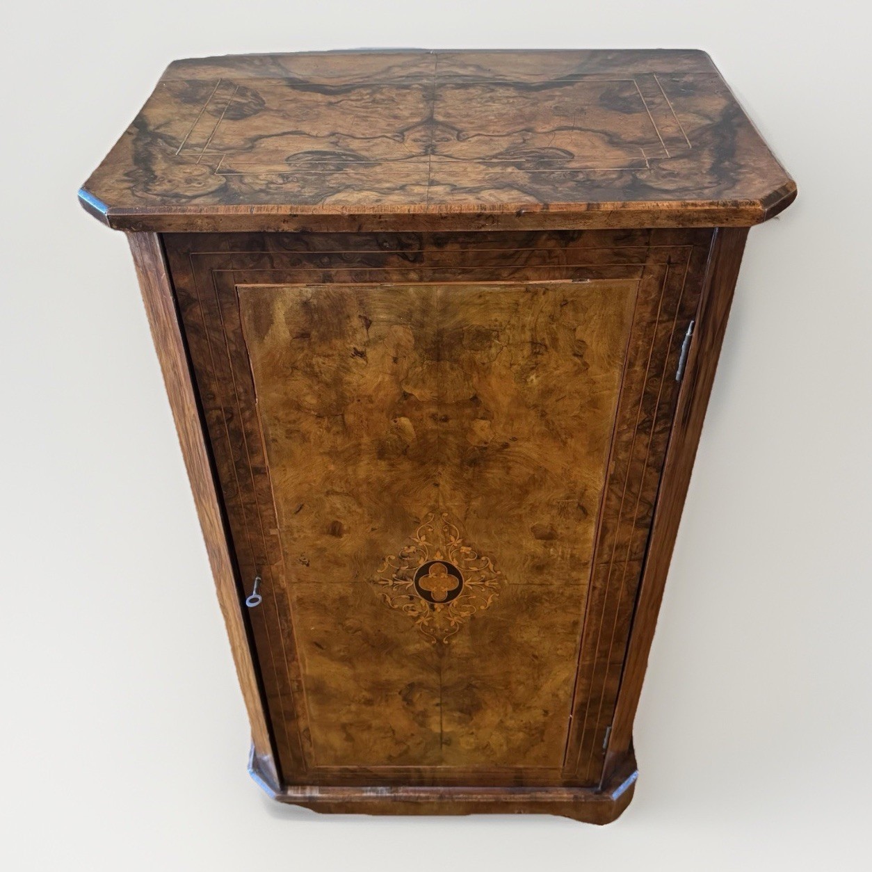 French Philippe 19th C. Burl Walnut Marquetry Cabinet w/ Key Antique